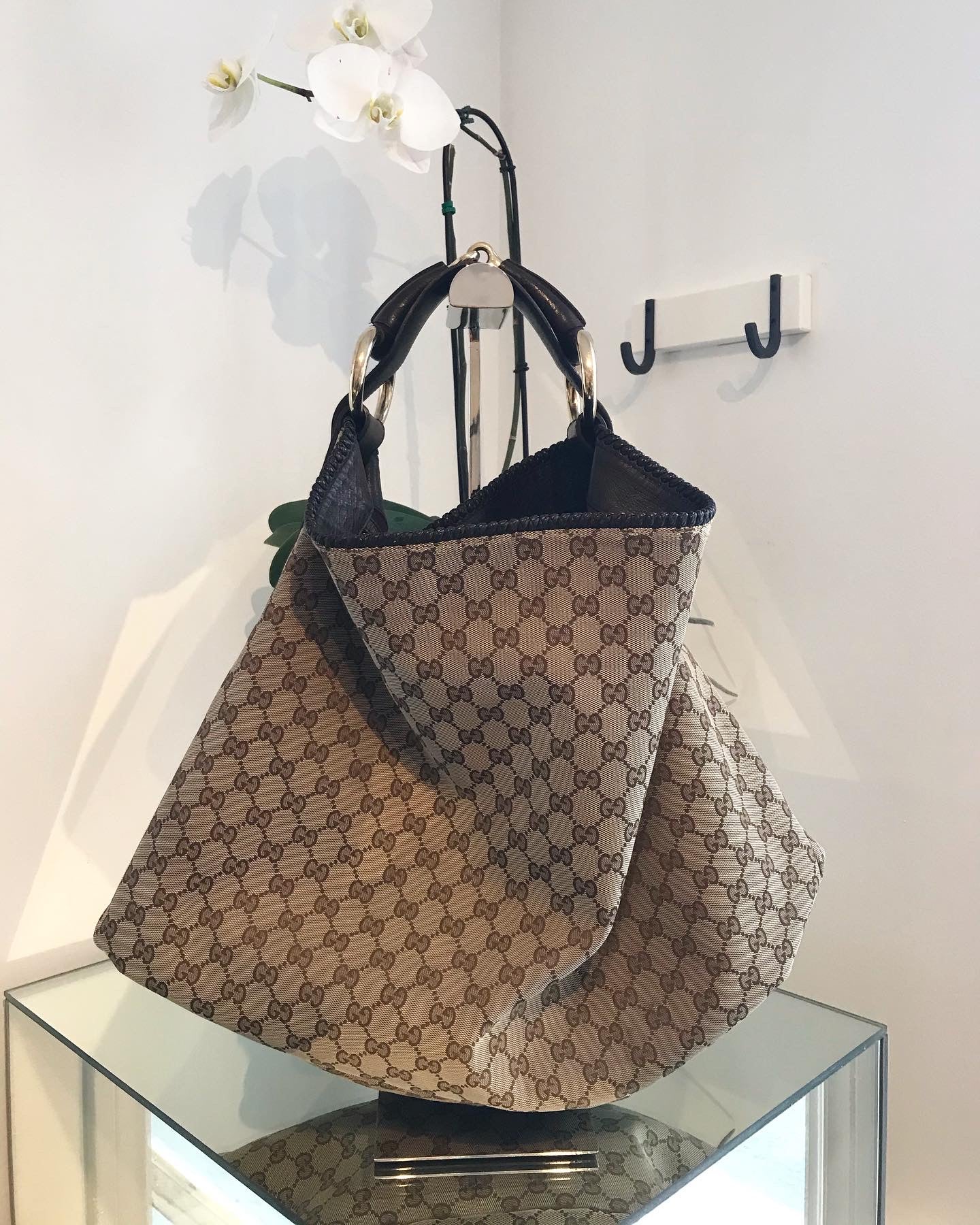 GUCCI GG Canvas Large Horsebit Hobo Bag – Susannah Designer