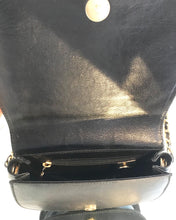 Load image into Gallery viewer, Vintage BEVERLY Italy Stingray Skin Leather Crossbody Bag
