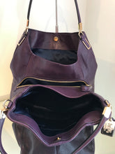 Load image into Gallery viewer, COACH Leather Shoulder Bag
