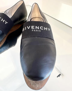 GIVENCHY Bedford Logo Leather Ballet Flats