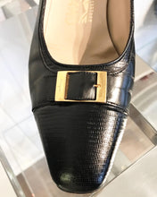 Load image into Gallery viewer, SALVATORE FERRAGAMO Mid Block Heel Pumps
