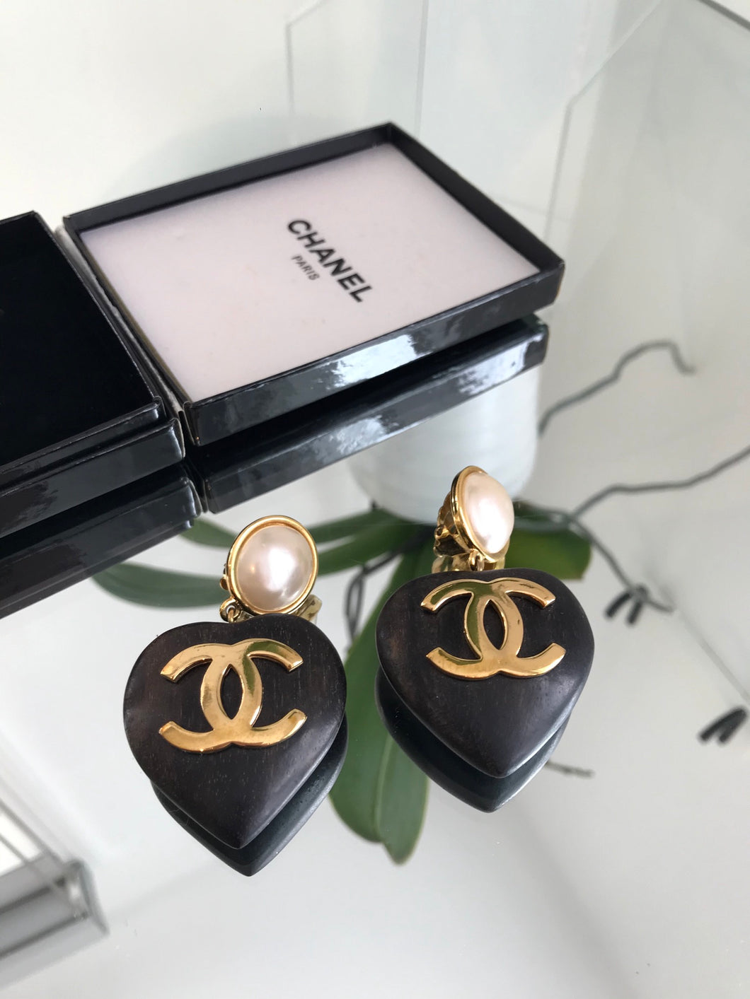 CHANEL Vintage CC Logo Faux Pearl and Wood Heart Drop Clip On Earrings