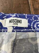 Load image into Gallery viewer, MOSCHINO Blue &amp; White Floral Print Bootleg Jeans
