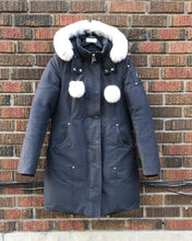 Load image into Gallery viewer, MOOSE KNUCKLE Stirling Parka
