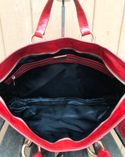 Load image into Gallery viewer, Vintage BOTTEGA VENETA Leather Tote

