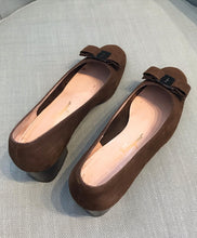 Load image into Gallery viewer, SALVATORE FERRAGAMO Vara Bow Block Heel Suede Pumps
