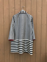 Load image into Gallery viewer, MACHIKO JINTO 3/4 Length Nylon Coat
