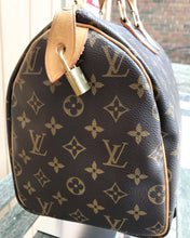 Load image into Gallery viewer, LOUIS VUITTON Monogram Speedy 30 Bag
