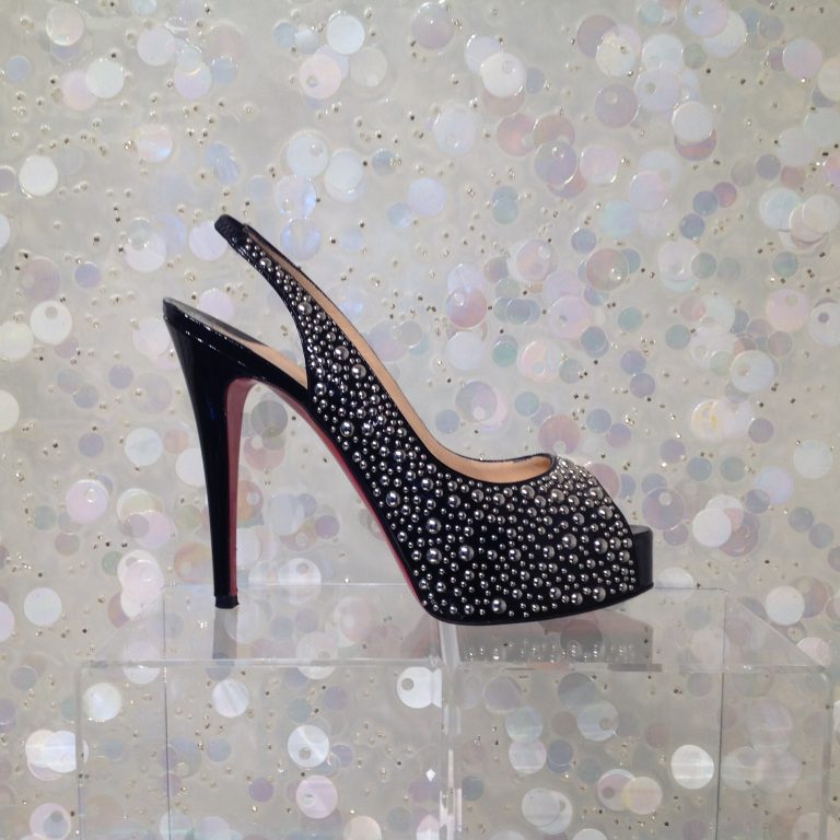CHRISTIAN LOUBOUTIN