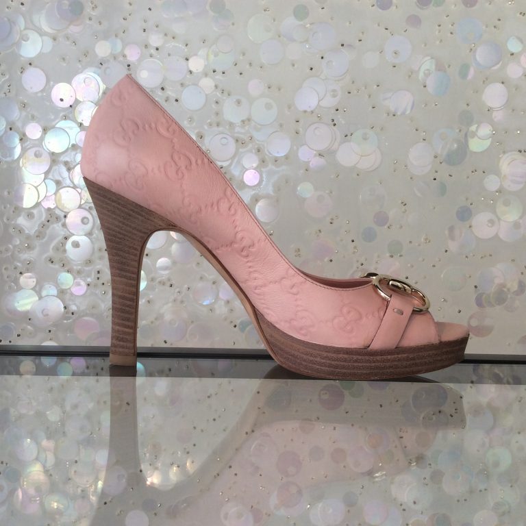 GUCCI Leather Peep Toe Heels