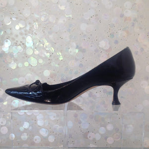 MANOLO BLAHNIK Patent Leather Pointy Pumps