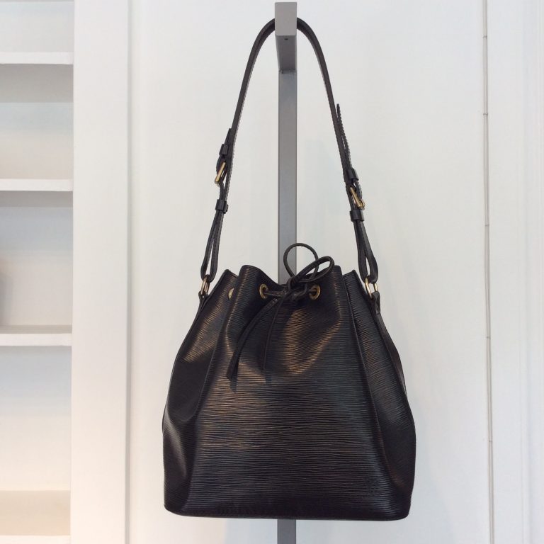 LOUIS VUITTON Black Epi Leather Bucket Bag
