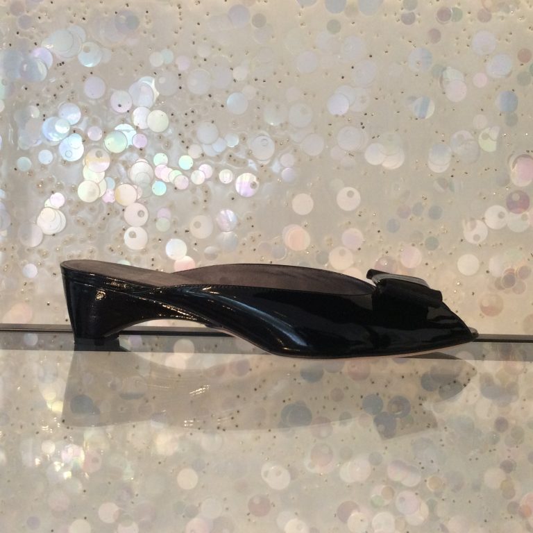 STUART WEITZMAN Patent Leather Slides
